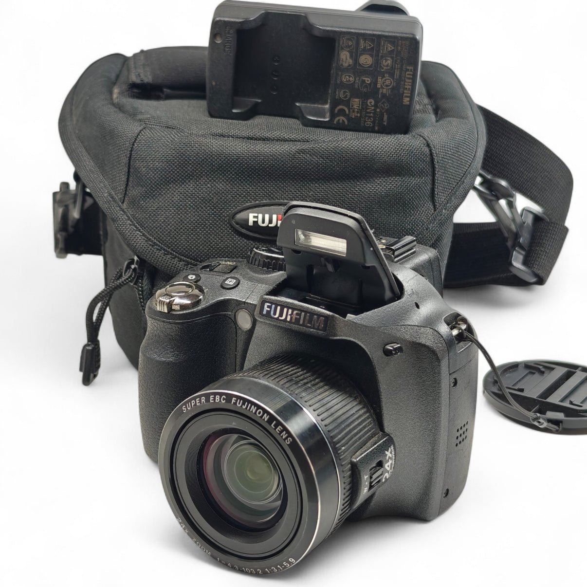 Fujifilm FinePix SL240 Digital Bridge Camera Black 14.0MP 24x Zoom, Charger, Bag - Native Sole Cameras