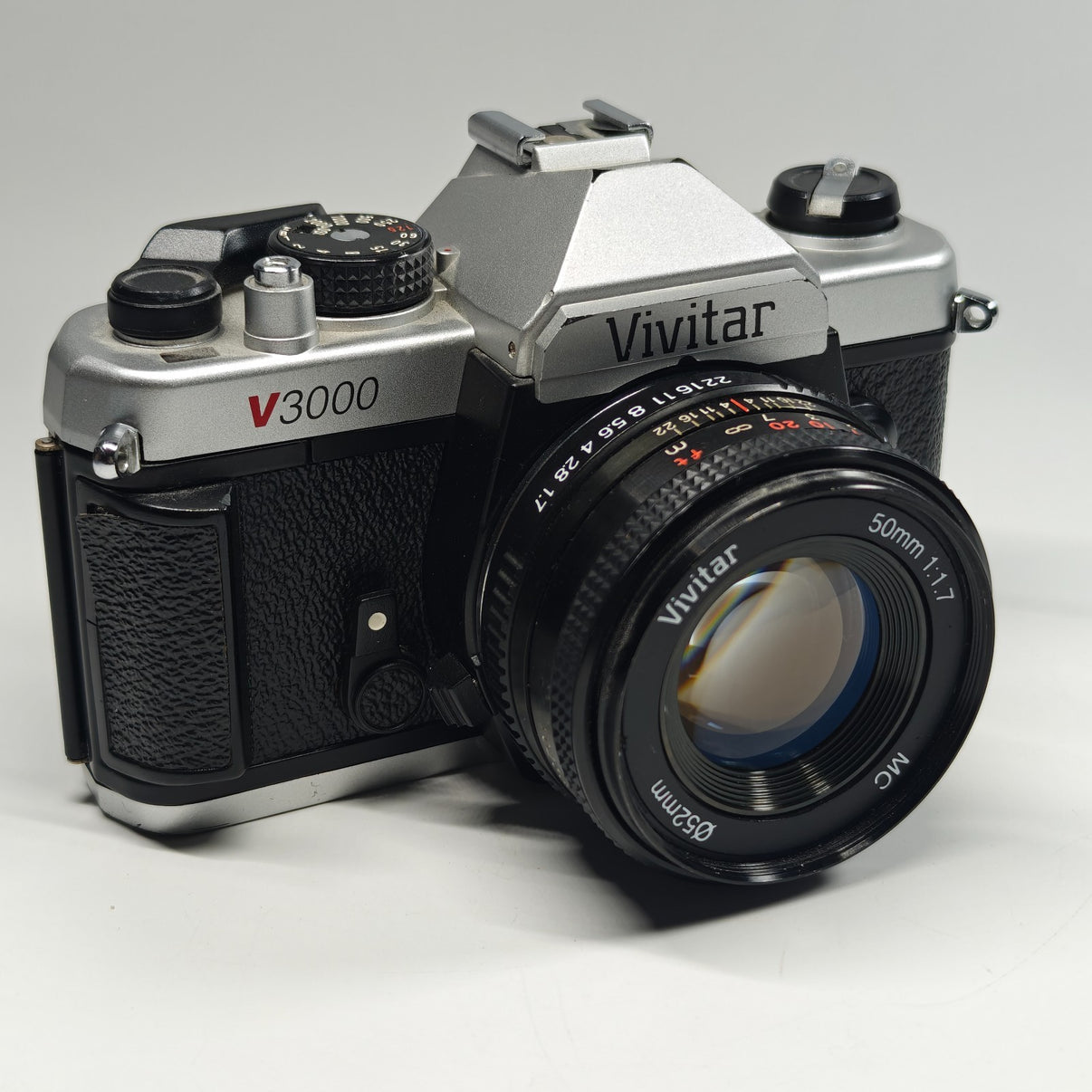 Vivitar V3000 SLR 35mm Film Camera 1994 with 50mm 1:1.7 MC Lens - Working - Native Sole Cameras