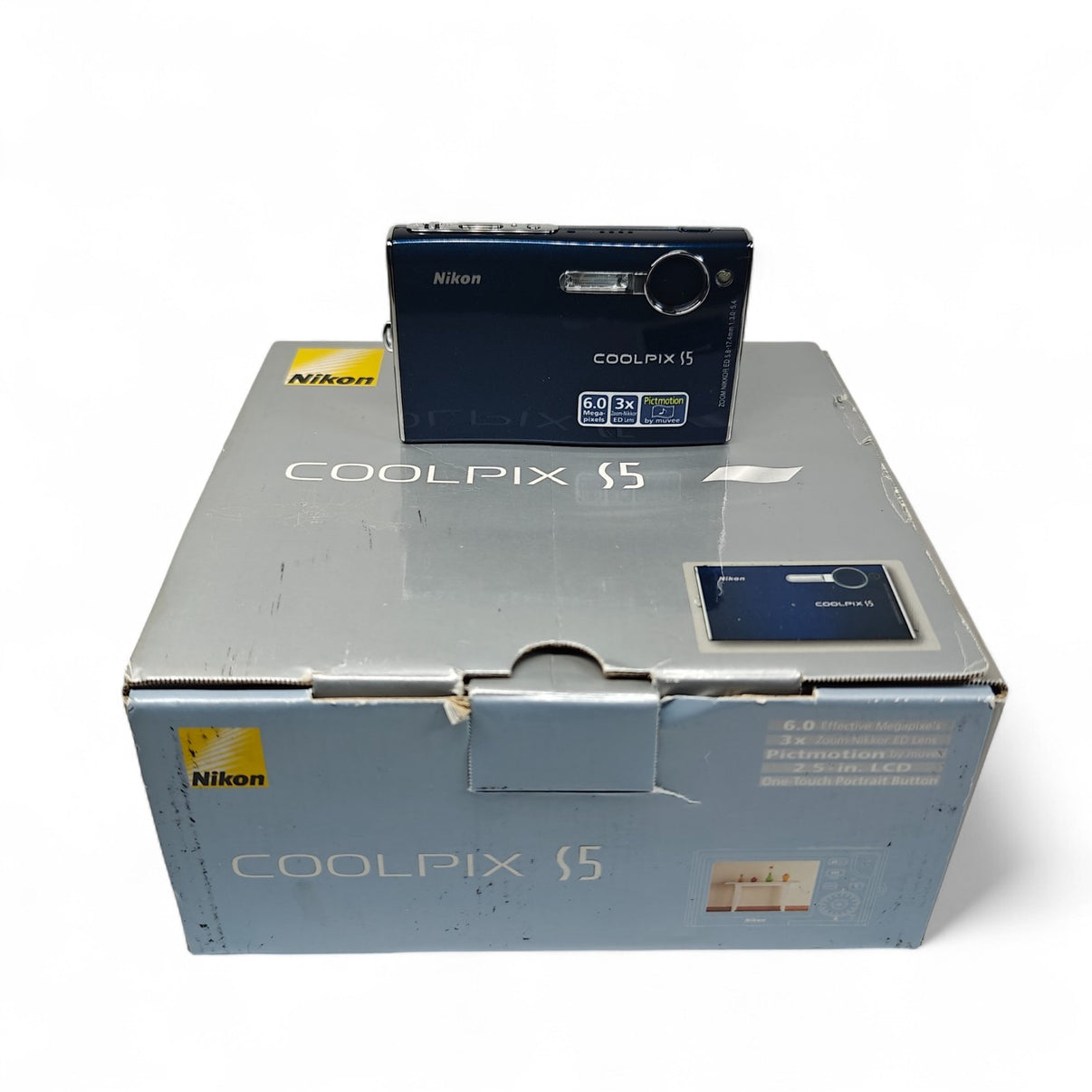 Nikon Coolpix S5 Digital Camera 6MP 3x Zoom Blue Retro Digicam Boxed - Native Sole Cameras