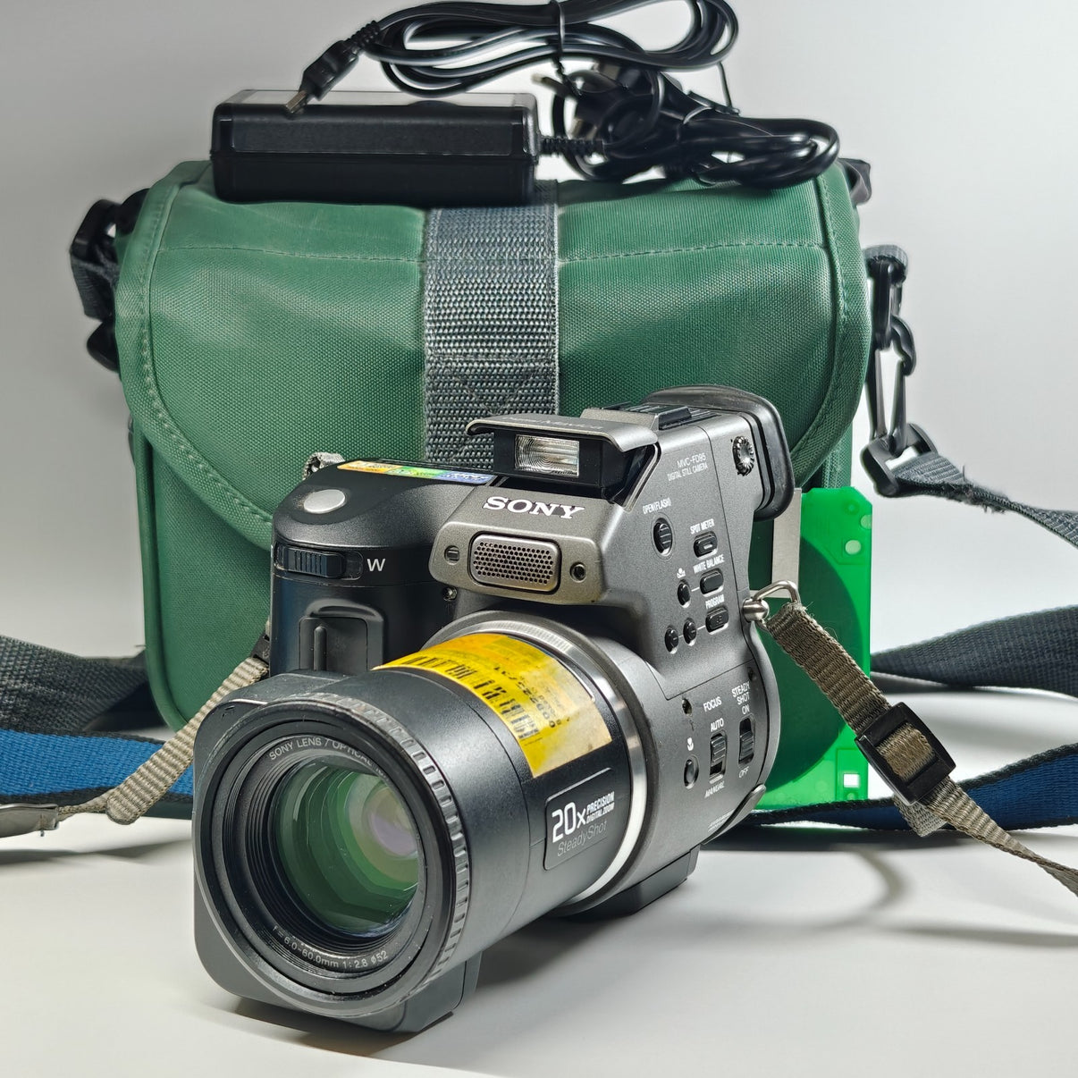 Sony Mavica MVC-FD95 Digital Camera 2.1MP Floppy Disk Retro Digicam + Extras - Native Sole Cameras