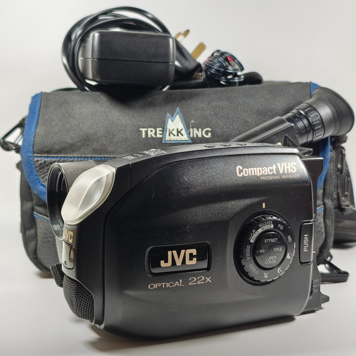 JVC GR-AX16E Camcorder VHSC Tape Analogue Retro 90s Video Camera, Case, Charger.