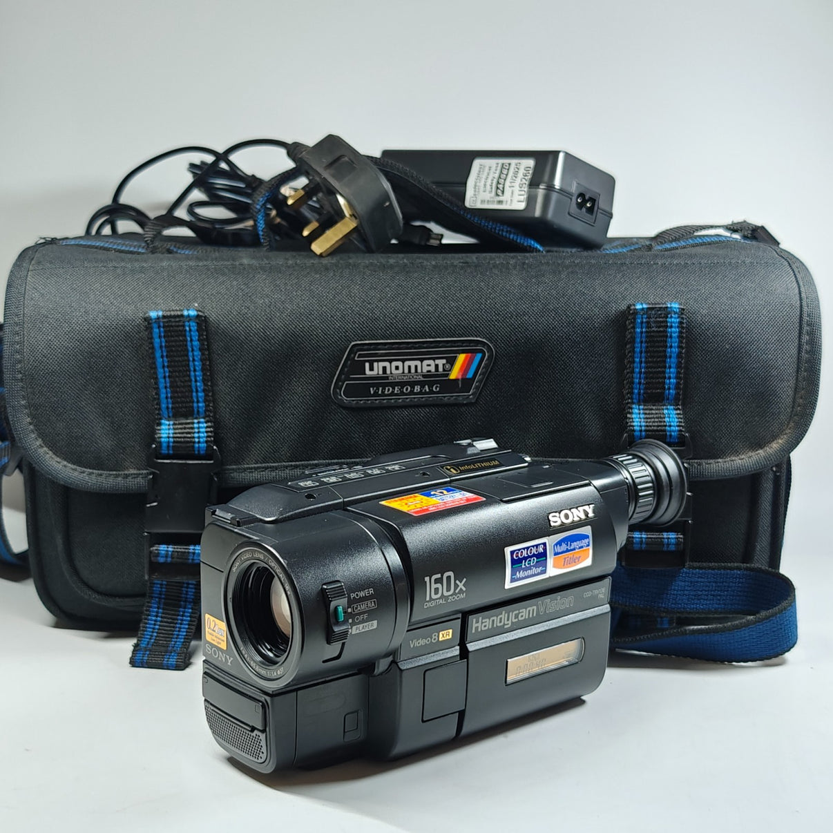 Sony Handycam CCD-TRV13E Video8 XR Camcorder 160x Zoom NightShot + Charger & Bag - Native Sole Cameras