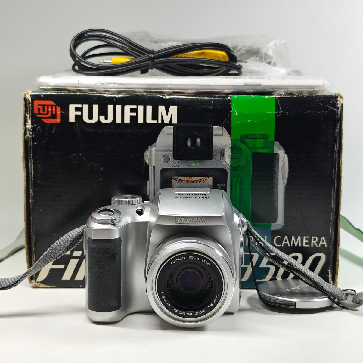Fujifilm FinePix S3500 4.0MP Digital Camera Silver Retro Digicam - Boxed - Native Sole Cameras