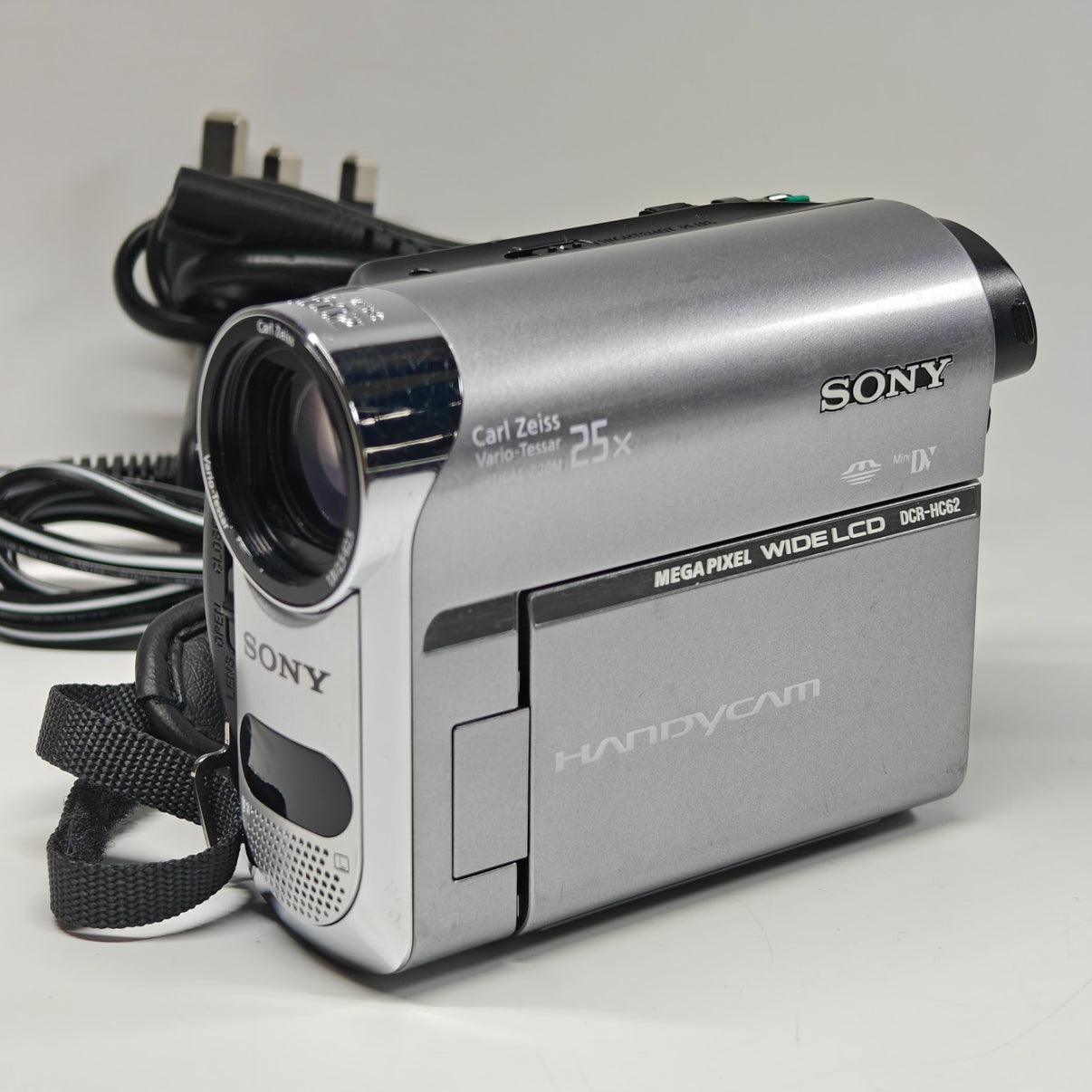 Sony Handycam DCR-HC62E MiniDV Camcorder Silver 25x Zoom NightShot + Charger - Native Sole Cameras
