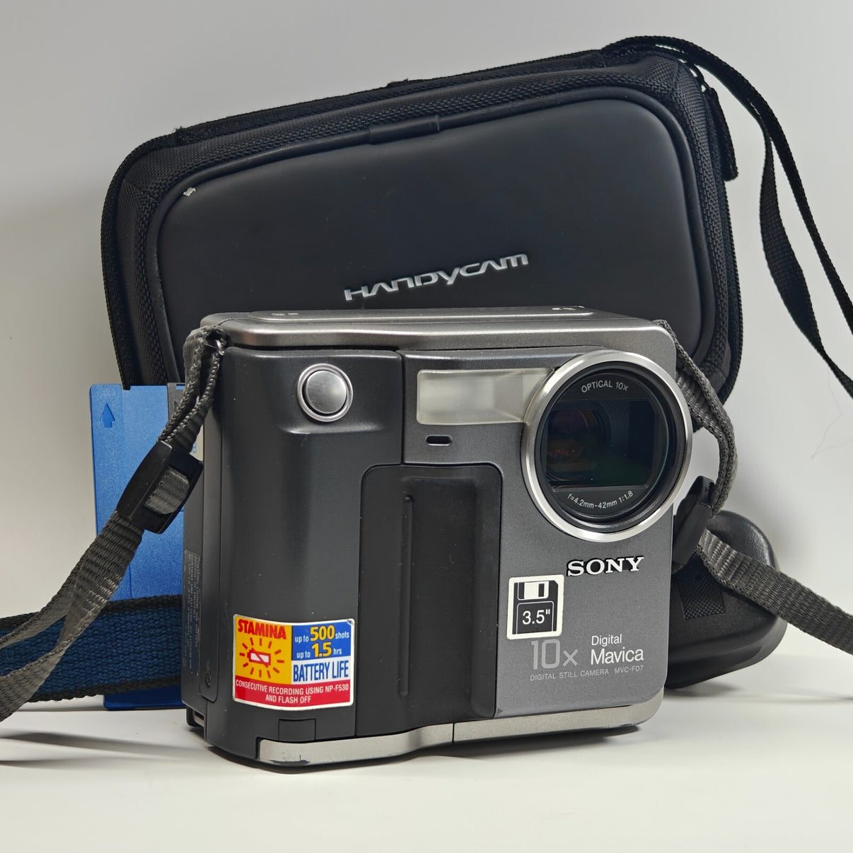 Sony Mavica MVC-FD7 Digital Camera 0.4MP Floppy Disk Retro 1997, Charger, Bag - Native Sole Cameras