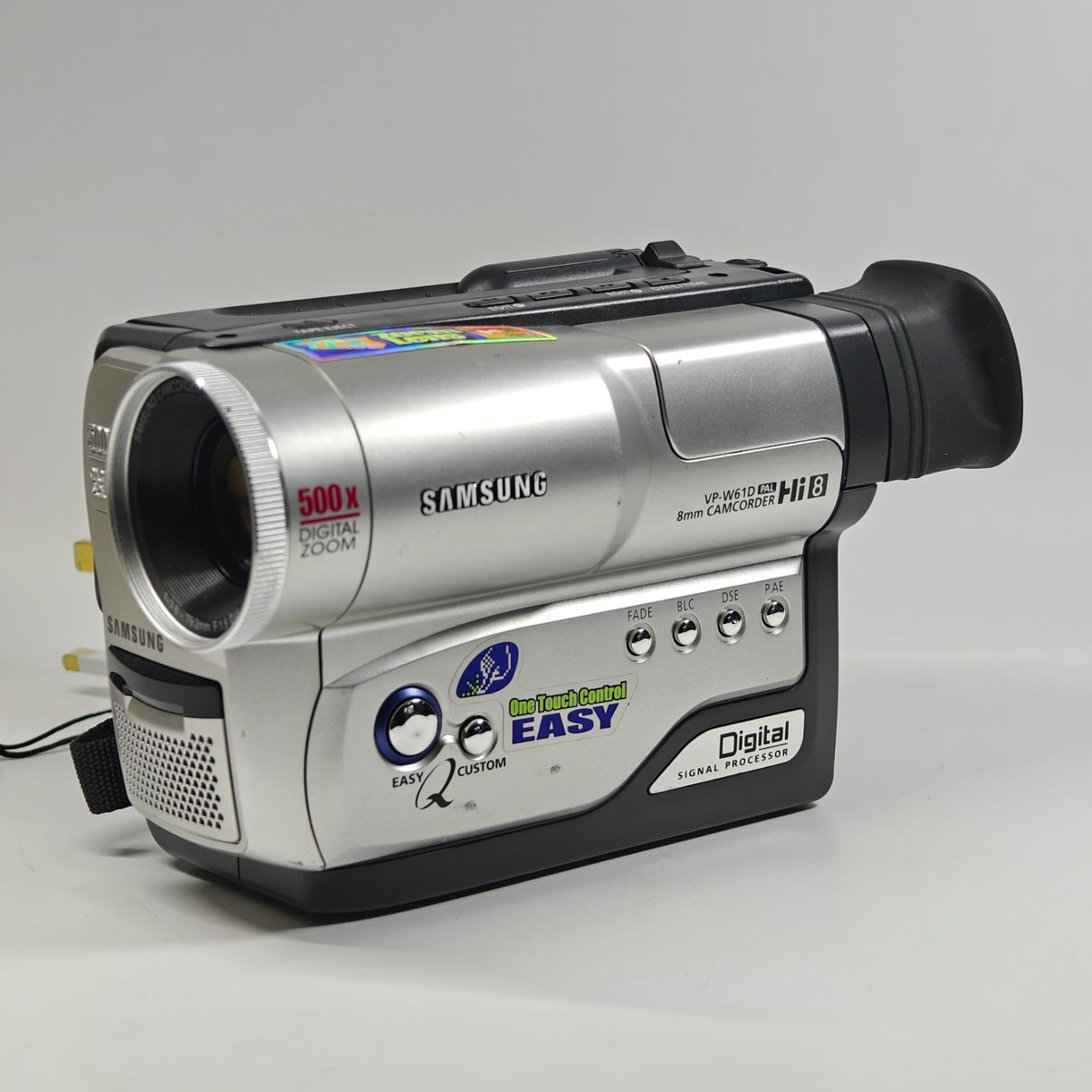 Samsung VP-W61D Camcorder Silver Hi8 Tape 22x Zoom Retro Video Camera + Charger - Native Sole Cameras