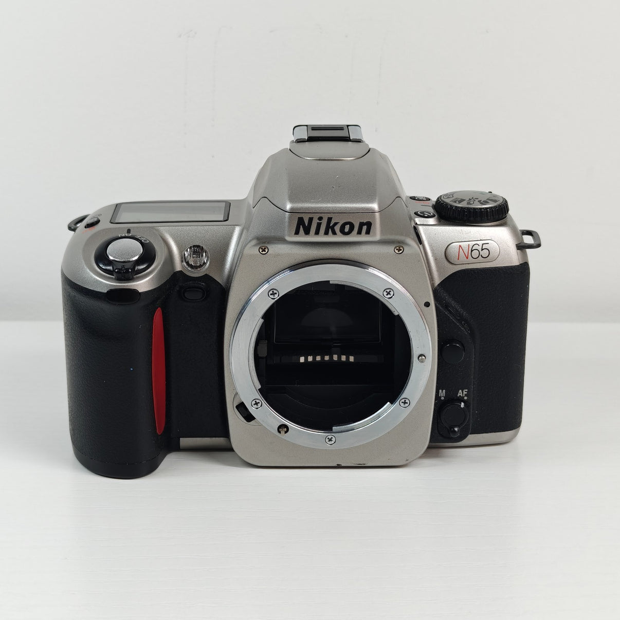 Nikon N65 SLR 35mm Film Camera AF Year 2000 Body Only - Tested and Working - Native Sole Cameras