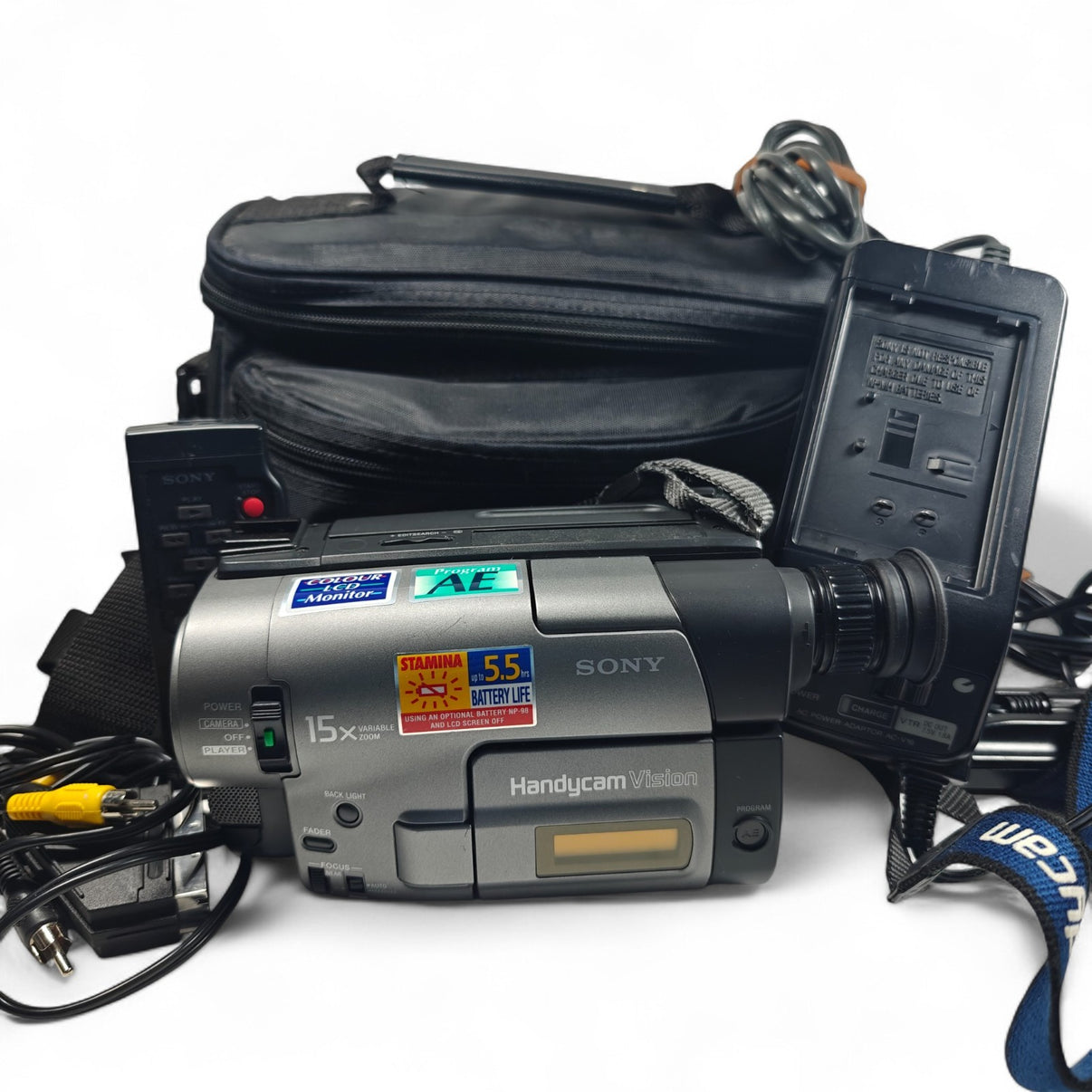 Sony Handycam CCD-TRV14E Camcorder Video8 Tape LCD 15x Video Camera Bundle - Native Sole Cameras