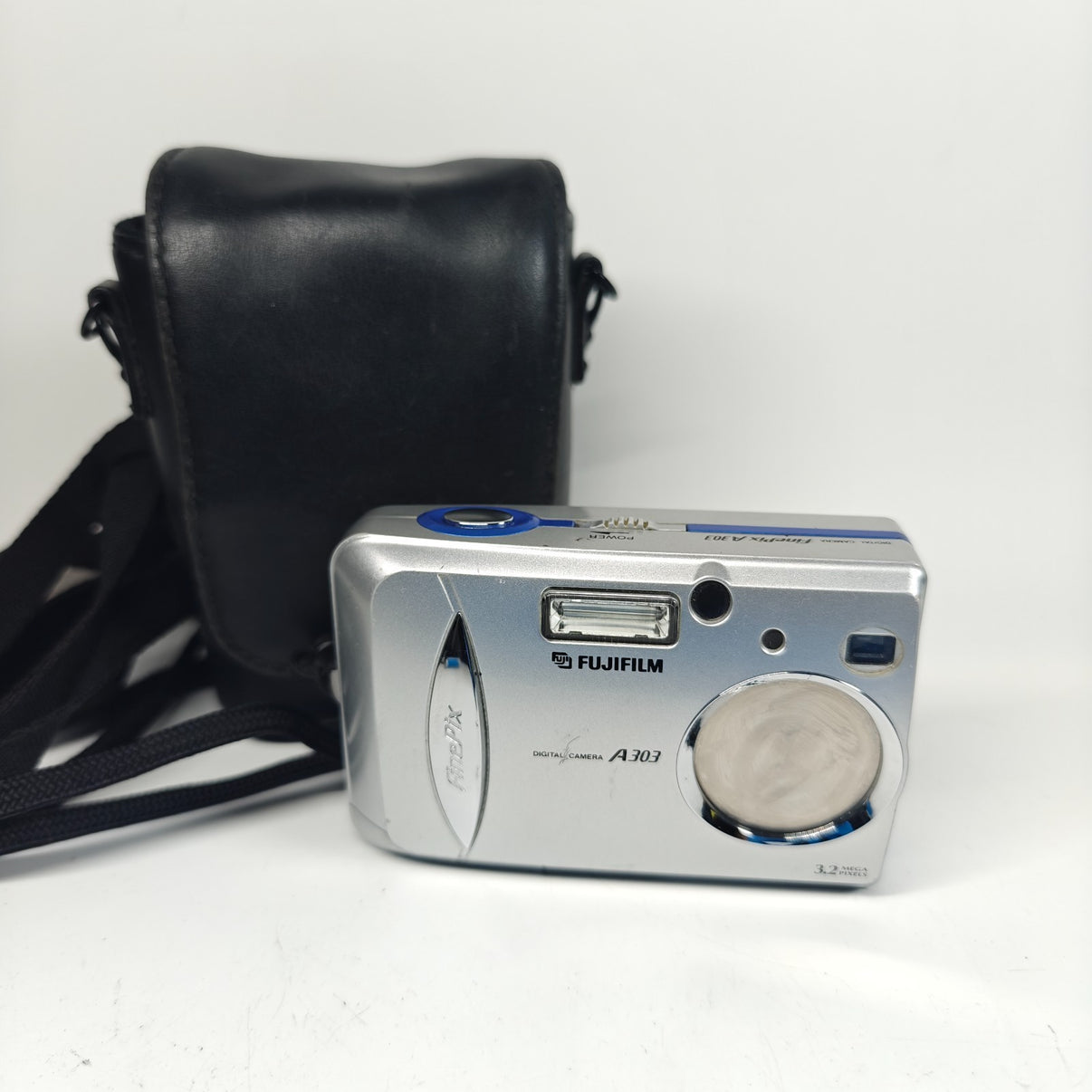 Fujifilm FinePix A303 3.2MP Digital Camera Compact Silver Digicam + Bag - Native Sole Cameras