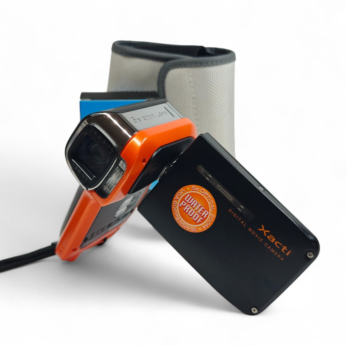 Sanyo Xacti VPC-CA8 Camcorder Orange Waterproof 8MP 5x, Case, Charger - Native Sole Cameras