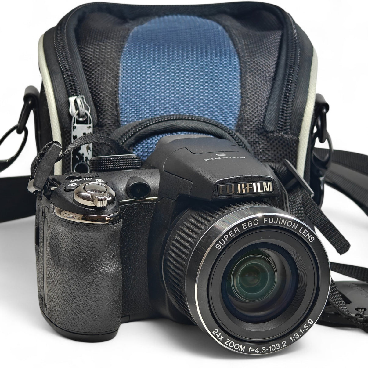 Fujifilm FinePix S3200 Digital Bridge Camera 14.0MP 24x Optical Zoom Black + Bag - Native Sole Cameras