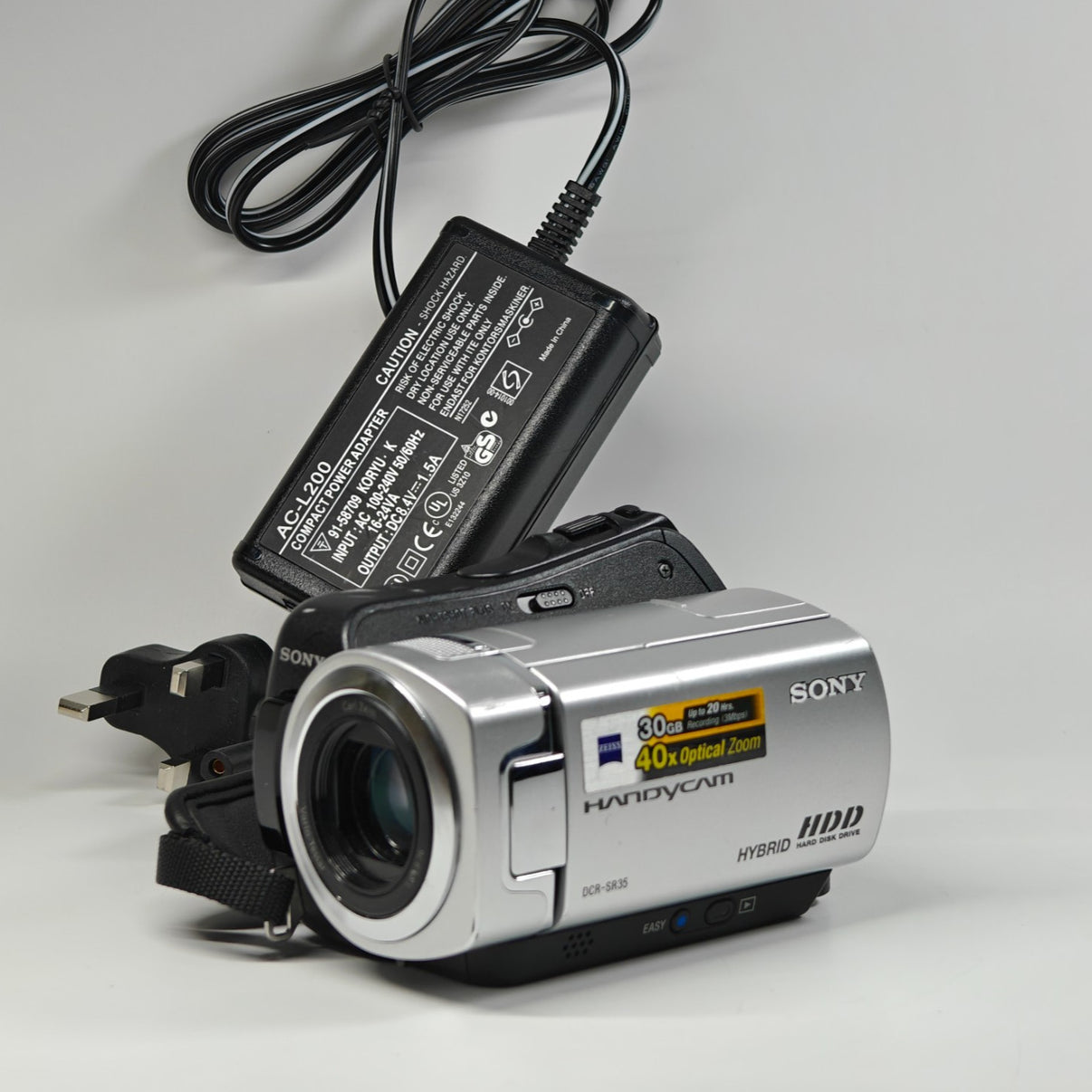 Sony Handycam DCR-SR35E Camcorder Silver 30GB HDD NightShot 40x Zoom + Charger - Native Sole Cameras