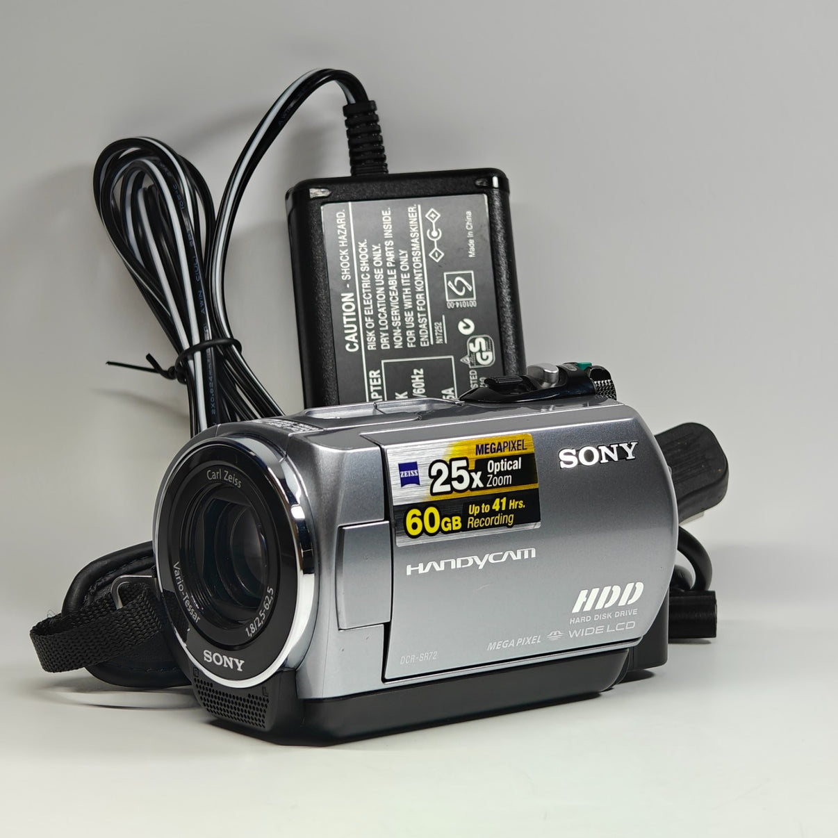 Sony Handycam DCR-SR72E Camcorder Silver 60GB HDD 25x Zoom NightShot + Charger - Native Sole Cameras
