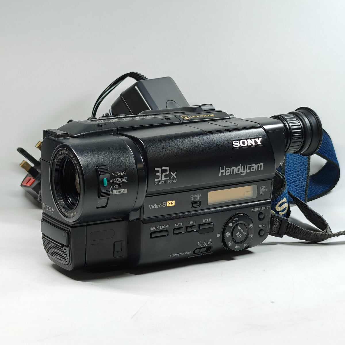 Sony Handycam CCD-TR411E Camcorder Video8 XR Tape Analogue 32x Zoom + Charger - Native Sole Cameras