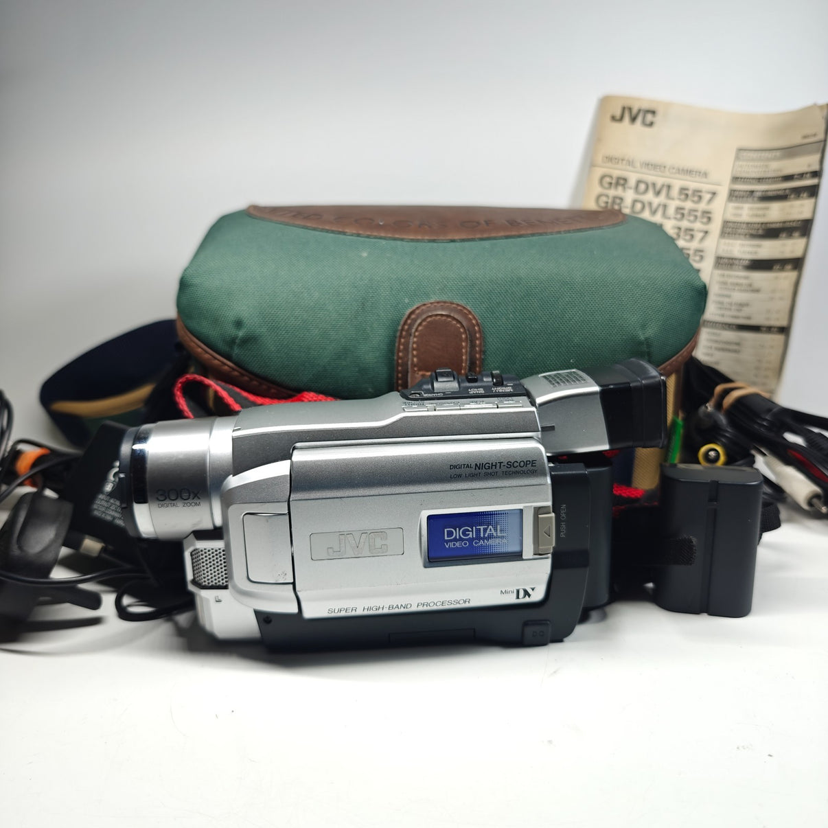 JVC GR-DVL150E Camcorder MiniDV Tape 300x Retro Video Camera, UCOB Bag, Charger - Native Sole Cameras