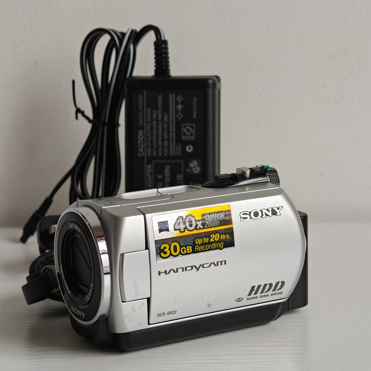 Sony Handycam DCR-SR32E Camcorder Silver 40GB HDD 40x Zoom NightShot + Charger - Native Sole Cameras