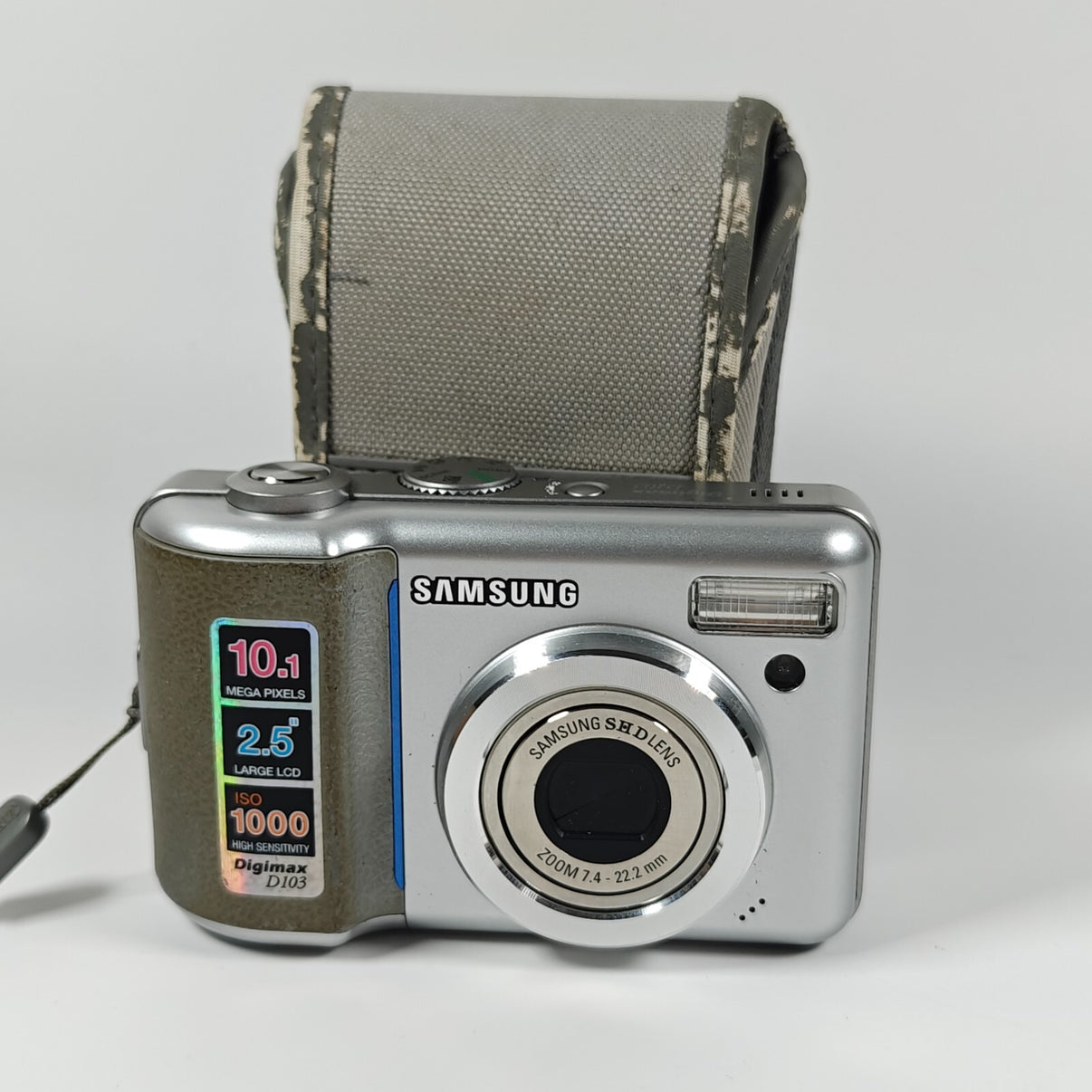 Samsung Digimax D103 10.1MP Digital Camera 3x Zoom Retro Compact Silver + Case - Native Sole Cameras