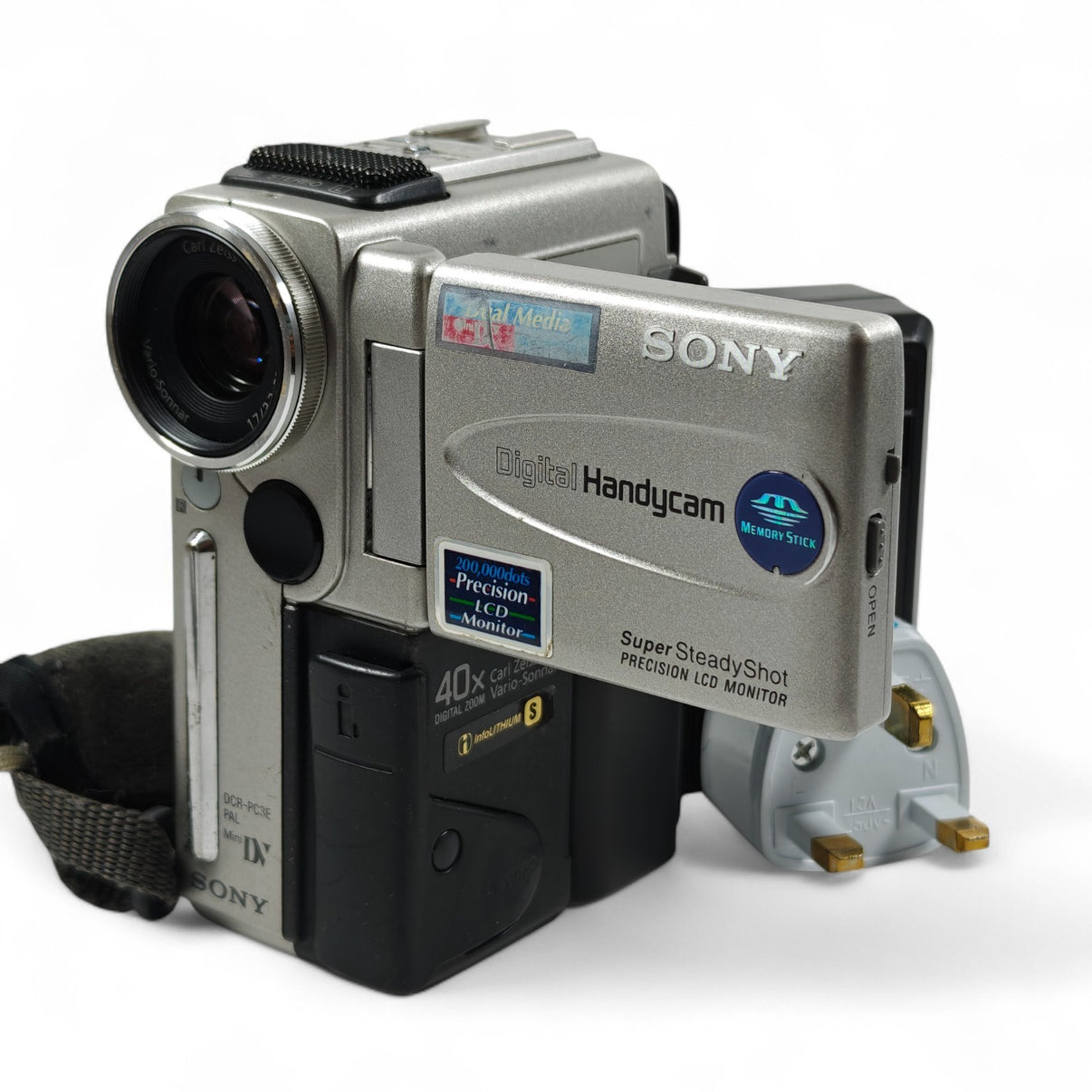 Sony Handycam DCR-PC3 Camcorder MiniDV 40x Zoom NightShot Video