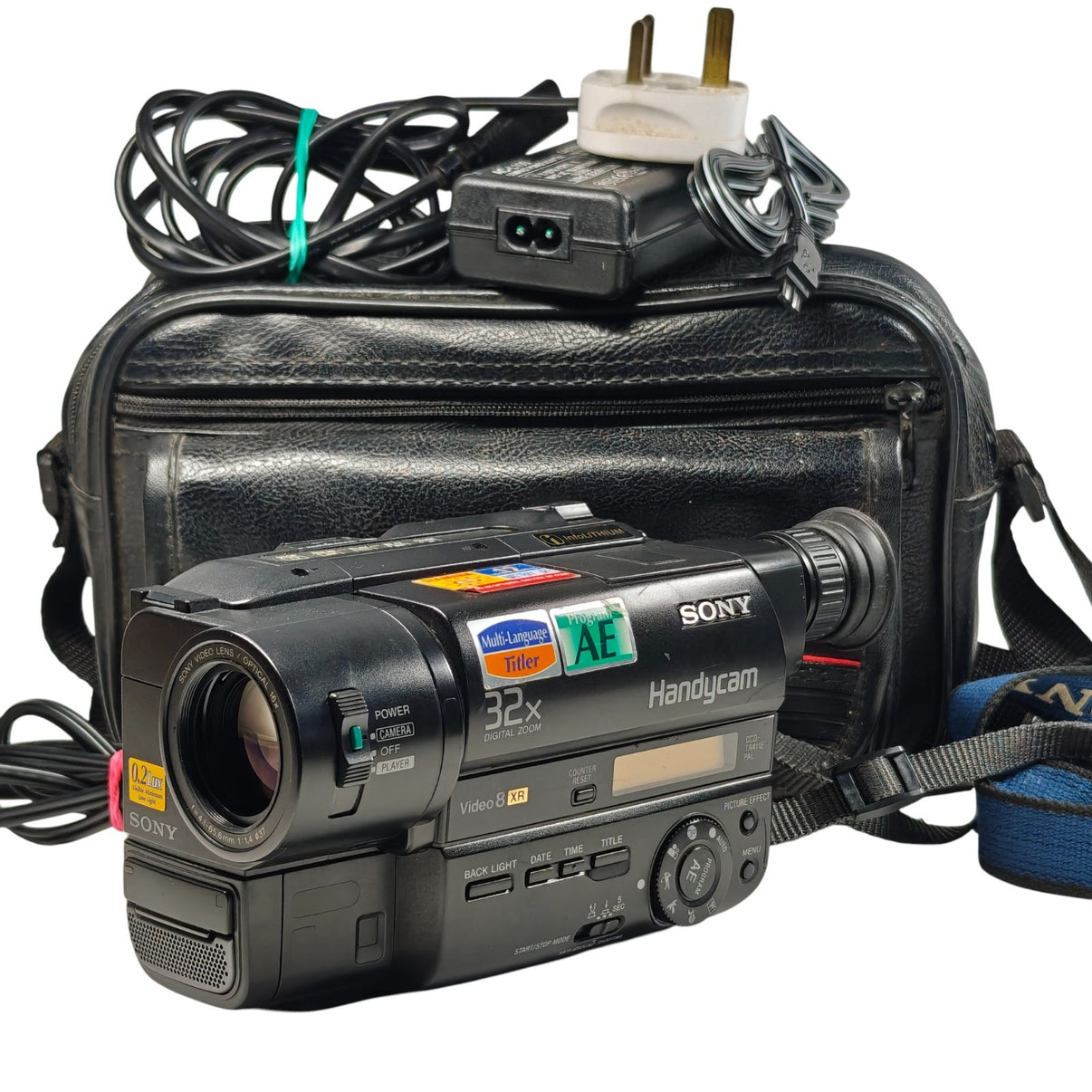 Sony Handycam CCD-TR411E Camcorder Video8 XR Tape 32x Zoom Analogue Camera Kit - Native Sole Cameras