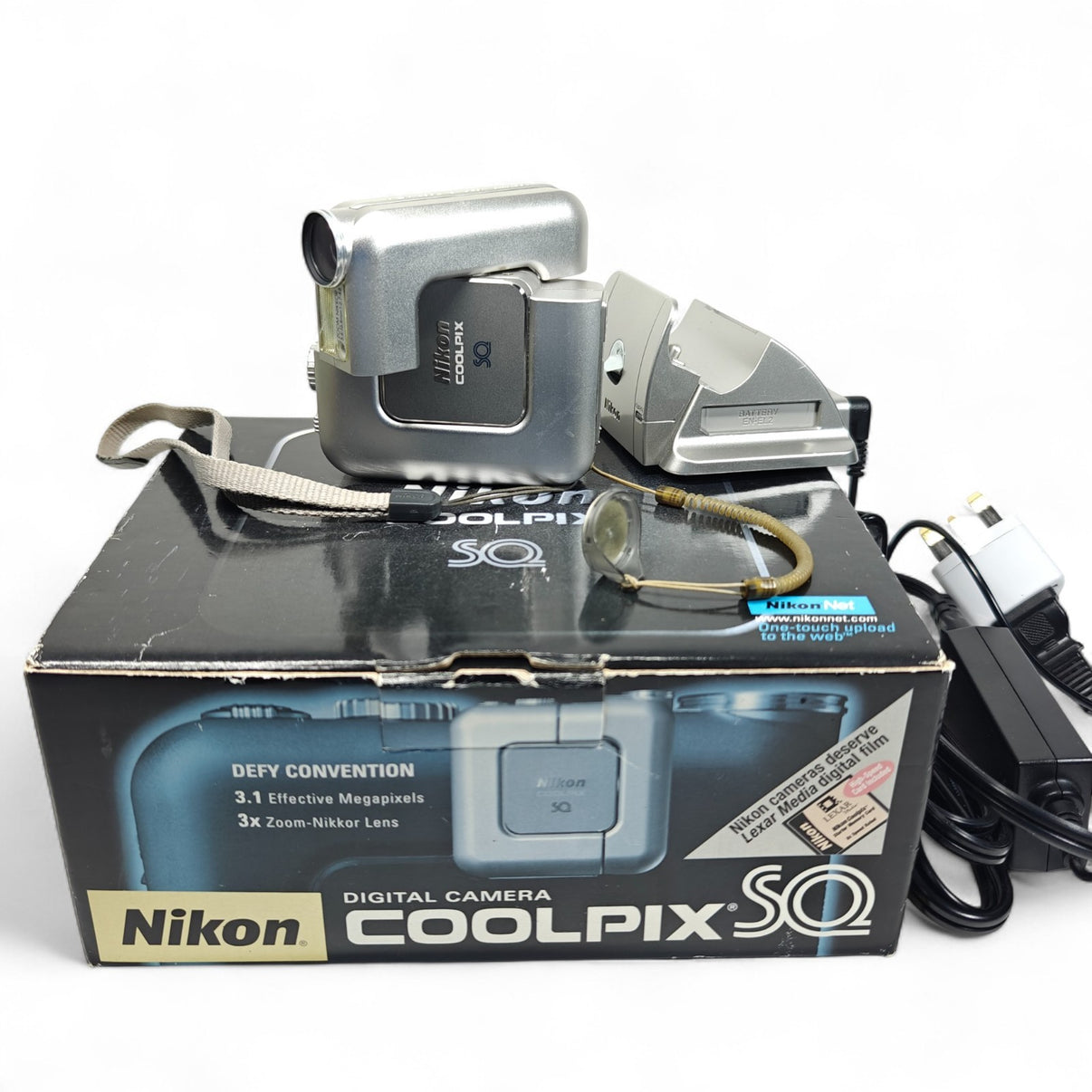 Nikon COOLPIX SQ 3.1MP Digital Camera Retro Digicam Boxed RARE - 'System Error' - Native Sole Cameras