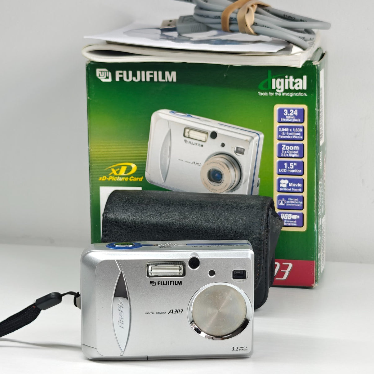Fujifilm FinePix A303 3.2MP Compact Digital Camera Silver Retro Digicam Boxed - Native Sole Cameras