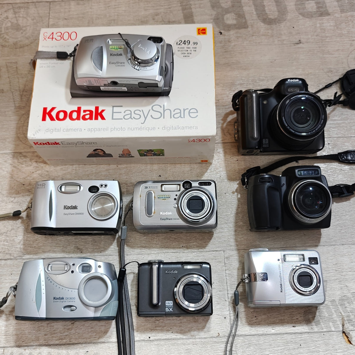 8x Kodak Digital Cameras Job Lot - EasyShare P880 Z1285 C330 DX6340 DX3600 - Native Sole Cameras